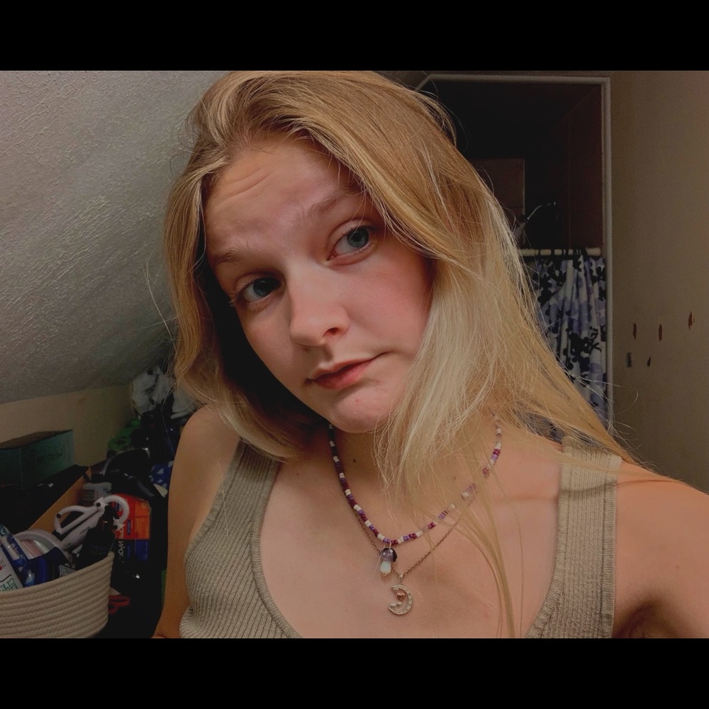 Meet your Posher, Zoe